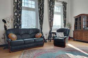 Traumvilla mit Aussicht! Großzügige EG-Wohnung mit Terrasse und Stellplatz – Unterhölterfelder Straße 12, 42857 Hölterfeld, Remscheid – Vorschaubild 2