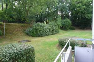Schöne 3-Zimmer-Wohnung  in Friedrichsdorf-Seulberg | Balkon + Aufzug | EG-HP | 0.4 – 61381 Friedrichsdorf – Vorschaubild 3