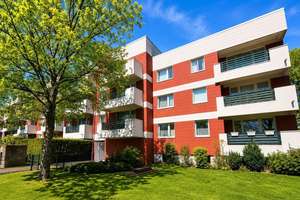 Entwicklungsfähige Kapitalanlage in Bonn – Vermietete 3,5-Zimmer EG Wohnung mit Balkon & TG-Stell