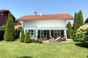 ** Wohntraum ** Freistehendes EFH mit großzügigem Garten in Ortsrandlage von Otterfing – Miesbach (Kreis) – Vorschaubild 1