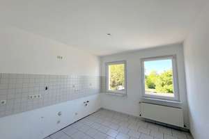 Gepflegte 2,5‑Zimmer‑Wohnung mit schönem Balkon und Tageslichtbad in Essen‑Bergeborbeck – Die vollständige Adresse der Immobilie erhältst du vom Anbieter., 45356 Bochold, Essen – Vorschaubild 2