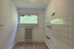 3 Zimmer Wohnung in begehrter Lage mit Balkon – Hünefeldstraße 97, 42285 Barmen, Wuppertal – Vorschaubild 5