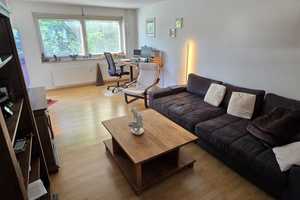Attraktive und ruhige 3-Zimmer-Wohnung mit Balkon und Einbauküche im Kanzlerfeld – Braunschweig – Vorschaubild 1