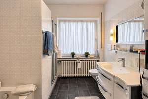 Großzügig wohnen wie im Haus – ca. 130 m² + DG-Nutzfläche, eigener Eingang & Stellplatz! – 33647 Brackwede, Bielefeld – Vorschaubild 12
