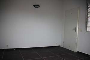 Ruhige 3,5-Zimmer-Maisonettewohnung mit Balkon, Küche, Kachelofen, Garage – Holtzendorffstraße 7, 81549 Südgiesing, München – Vorschaubild 21