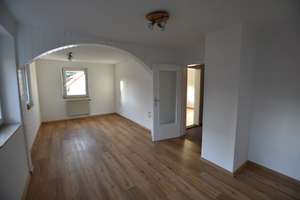 Haus in Bad Mergentheim – ruhig, viel Platz, ideal für Familie – Die vollständige Adresse der Immobilie erhältst du vom Anbieter., 97980 Bad Mergentheim – Vorschaubild 2