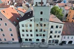Stilvoll sanierte 3-Zimmer-Altbauwohnung direkt an der Donau mit TG-Stellplatz – Die vollständige Adresse der Immobilie erhältst du vom Anbieter., 93047 Innenstadt, Regensburg – Vorschaubild 43