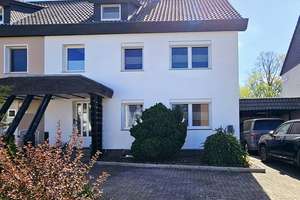 Exklusiv sanierte Haushälfte mit separatem Studio und vielen Möglichkeiten in bester Lage – Die vollständige Adresse der Immobilie erhältst du vom Anbieter., 38440 Hageberg, Wolfsburg – Vorschaubild 2