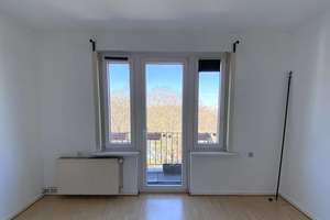 Geräumige 3-Zimmer-Wohnung mit Balkon in Linden-Süd