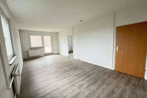 Sanierte 3-Zimmer-Wohnung mit Balkon in Zwickau, Pölbitz – Moseler Straße 12, 8058 Pölbitz, Zwickau – Vorschaubild 1