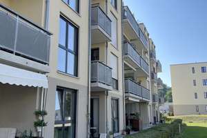 Große sonnige 2 -Zimmer-Wohnung mit Terrasse