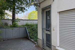 "ENTDECKE DIE MÖGLICHKEITEN !" Interessantes kleines Mehrfamilienhaus auf Erbpachtgrundstück! – Die vollständige Adresse der Immobilie erhältst du vom Anbieter., 60529 Schwanheim, Frankfurt am Main – Vorschaubild 4