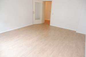 Teilmöbeliert mit EBK  / Balkon an der Küche / frei 1.3.26 – Orthstraße 17, 9131 Hilbersdorf, Chemnitz – Vorschaubild 2