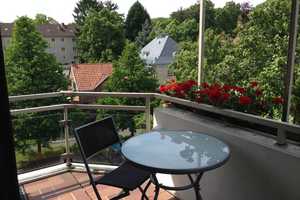 Lindenthal Stadtwaldlage - schicke 2 Zimmerwohnung mit 2 Balkonen / Aufzug – Köln – Vorschaubild 1