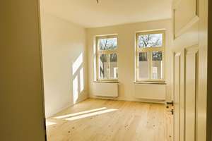 Stilvoll sanierter Altbau mit Balkon im Leipziger Süden: Erstbezug mit Echtholzdielen – Biedermannstraße 109, 4277 Connewitz, Leipzig – Vorschaubild 8