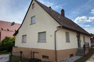 Charmantes Renovierungsprojekt mit großzügiger Scheune – Ihr neues Zuhause wartet! ** reserviert ** – Enzkreis – Vorschaubild 2