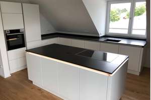 Moderne, verkehrsgünstige & großzügige 3,5-Zimmer Maisonette Wohnung mit Blick auf den Wiesengrund  – Eltersdorfer Straße 70b, 91058 Eltersdorf, Erlangen – Vorschaubild 2
