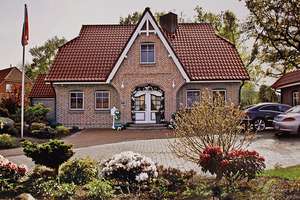 NEU! Exklusives Architektenanwesen m. Doppelgarage u. wohnlichen Vollkeller  in 1a Lage!!! – Die vollständige Adresse der Immobilie erhältst du vom Anbieter., 25355 Barmstedt – Vorschaubild 4