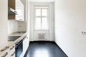 Berliner Architekturgeschichte: 3 Zimmer Eigentumswohnung in der Karl-Marx-Allee 60 *VIDEO* – Karl-Marx-Allee 60, 10243 Friedrichshain, Berlin – Vorschaubild 2