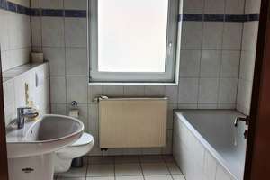 Traumhafte 3-Zimmer-Maisonette-Wohnung mit Balkon und Stellplatz – Die vollständige Adresse der Immobilie erhältst du vom Anbieter., 55252 Mainz-Kastel, Wiesbaden – Vorschaubild 12