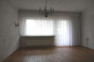 Ein charmantes, freistehendes Einfamilienhaus mit Garten und Garage sucht Familienanschluss :-) – Die vollständige Adresse der Immobilie erhältst du vom Anbieter., 73655 Plüderhausen – Vorschaubild 2
