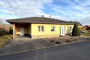 Wohlfühlen auf einer Ebene 
Massivbungalow mit Carport,
Fußbodenheizung + Kamin
in Wolfen OT Reud – Torfweg 15, 6766 Bitterfeld-Wolfen – Vorschaubild 10
