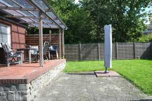 Kompakte Haushälfte mit Garten, Terrasse und Garagenstellplatz – Leer (Kreis) – Vorschaubild 1