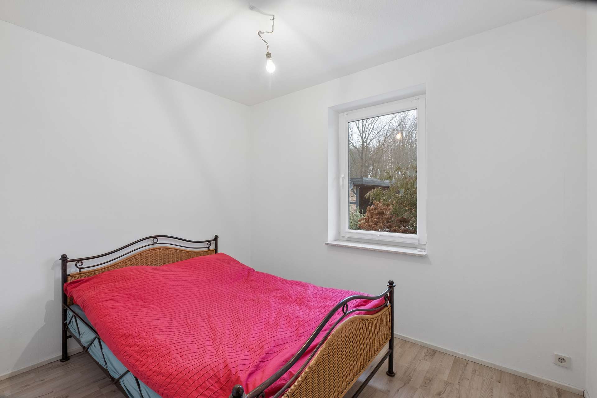 Immobilie in Kalkhorst - Ostseenah und gepflegt, Bungalow mit Kamin und Feldlage - Bild 5