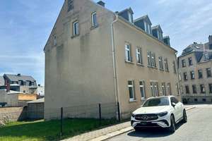 Entkernt - sanierungsbedürftig - Mehrfamilienhaus - Mehrgenerationenhaus - ruhige Lage in Geyer! – Die vollständige Adresse der Immobilie erhältst du vom Anbieter., 9468 Geyer – Vorschaubild 2