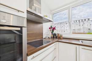 Lichtdurchflutete Dachgeschosswohnung mit Süd-Loggia in München-Untermenzing – Die vollständige Adresse der Immobilie erhältst du vom Anbieter., 80997 Allach, München – Vorschaubild 10