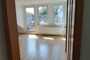 Lichtdurchflutete Dachgeschosswohnung mit traumhafter Dachterrasse und Fernblick – renoviert – Spichernstr. 27, 47137 Untermeiderich, Duisburg – Vorschaubild 6