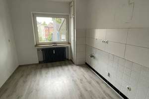 3 Zimmer - gepflegt - Balkon-Dachgeschoss – Wunderstr. 118, 46049 Lirich-Nord, Oberhausen – Vorschaubild 8