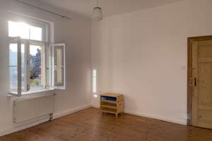 Charmante Altbauwohnung mit hohen Decken und viel Tageslicht zentral in Neuhausen – Blutenburgstraße 49, 80636 Sankt Vinzenz, München – Vorschaubild 3