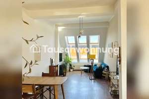Tauschwohnung: Traumwohnung mit Kamin und Terasse im Dachgeschoss
