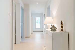 Möbliert: Bestlage Nymphenburg, ruhig und grün – Die vollständige Adresse der Immobilie erhältst du vom Anbieter., 80639 Nymphenburg, München – Vorschaubild 17