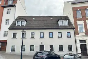 Vielseitiges Wohn- und Geschäftshaus im Herzen der Stadt – Leipzig (Kreis) – Vorschaubild 1