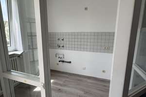 Wohlfühl-Zuhause: 2 Zimmer Wohnung mit schönem Balkon – Käthe-Kollwitz-Straße 61, 93055 Burgweinting-Harting, Regensburg – Vorschaubild 3