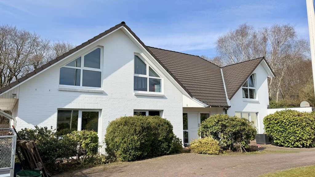 Immobilie in Jerrishoe - Architektenhaus in Tarp – Stilvolle Architektur trifft Wohnkomfort - Bild 2