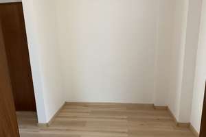 Helle 2-Zimmer-Wohnung mit Terrasse, Einbauküche und großem Keller in Nürnberg-Fischbach – Tolstoistraße 38, 90475 Fischbach, Nürnberg – Vorschaubild 8