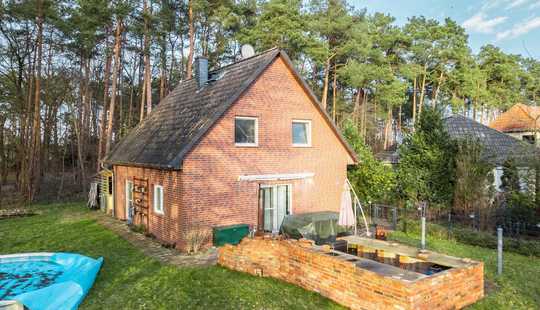 Bild von Ein Zuhause zum Wohlfühlen – Stilvolles Einfamilienhaus mit Pool und vielen Extras