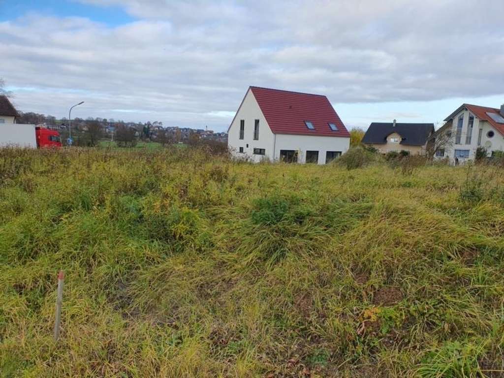 Immobilie in Rottenburg a. d. Laaber - ZWANGSVERSTEIGERUNG: EFH ohne  zusätzliche Käuferprovision ab TEUR 420 möglich ! - Bild 1