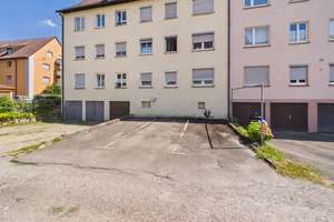 Ruhige Lage. Sofort frei! Niedriges Hausgeld. 3 Zimmer, Gemeinschaftsgarten, Kellerabteil – Die vollständige Adresse der Immobilie erhältst du vom Anbieter., 70188 Ostheim, Stuttgart – Vorschaubild 3