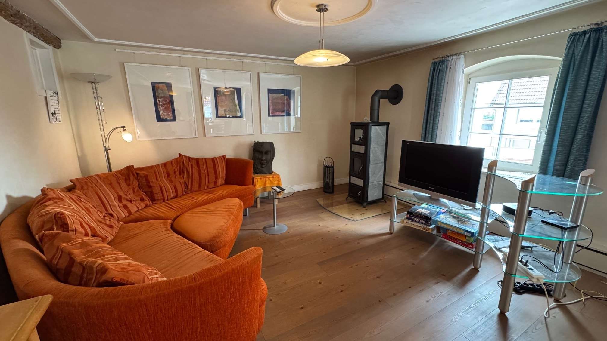 Immobilie in Eutingen im Gäu - Saniertes Wohnhaus mit Charme, Garage, großer Scheune und viel Platz für die Familie - Bild 7