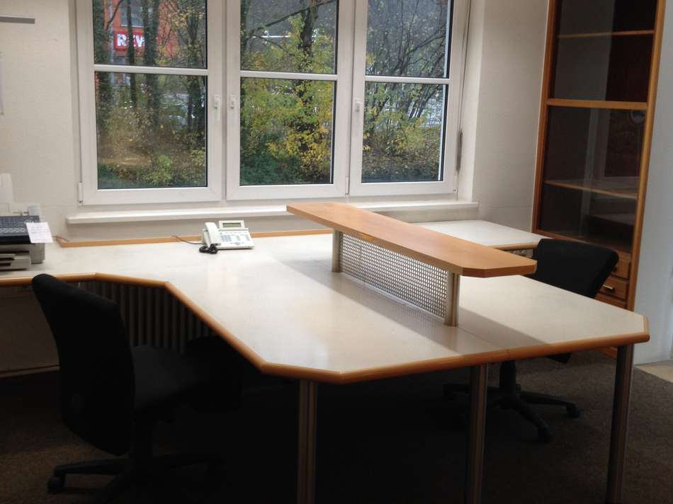 Büro EG
