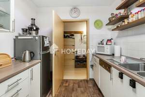 Großzügige 3,5-Zimmer-Wohnung mit Südwest-Loggia und Stellplatz in gefragter Lage von Erlangen – Die vollständige Adresse der Immobilie erhältst du vom Anbieter., 91054 Sieglitzhof, Erlangen – Vorschaubild 7