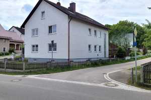 Ch.Schülke Immobilien - 3 - Familienhaus mit Potential in ländlicher Lage – Pfaffenhofen an der Ilm (Kreis) – Vorschaubild 1