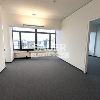 190 m² Büroeinheit mit 6 Räumen und Terrasse nahe S-Bahn Adlershof *3011*