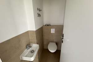 Moderne 3-Raumwohnung mit Balkon, EBK und Aufzug ! – Halberstädter Straße 86, 39112 Sudenburg, Magdeburg – Vorschaubild 11