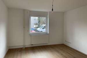 2-Zimmerwohnung im EG mit kleinem Balkon und Badewanne – Franzstr. 13, 47166 Alt-Hamborn, Duisburg – Vorschaubild 15