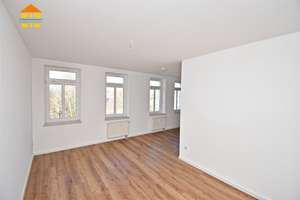Moderne Maisonette-Wohnung mit renovieren Badezimmer und schönen Laminat – Bernhardstraße 114, 9126 Gablenz, Chemnitz – Vorschaubild 1